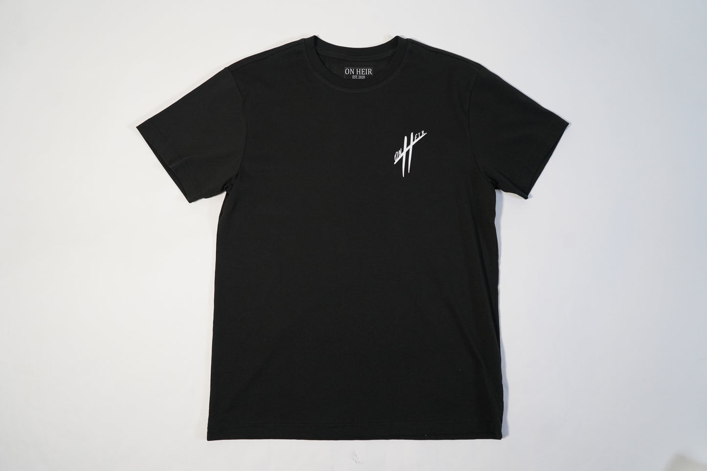 Short sleeve On Heir Insignia T-Shirt